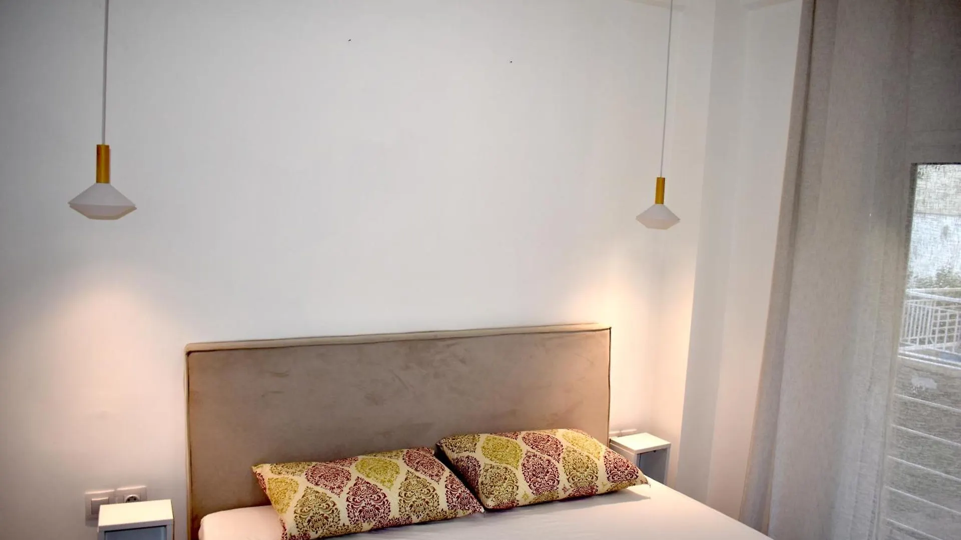 Jasmine Apartment Nea Kallikrateia 0*,  Greece